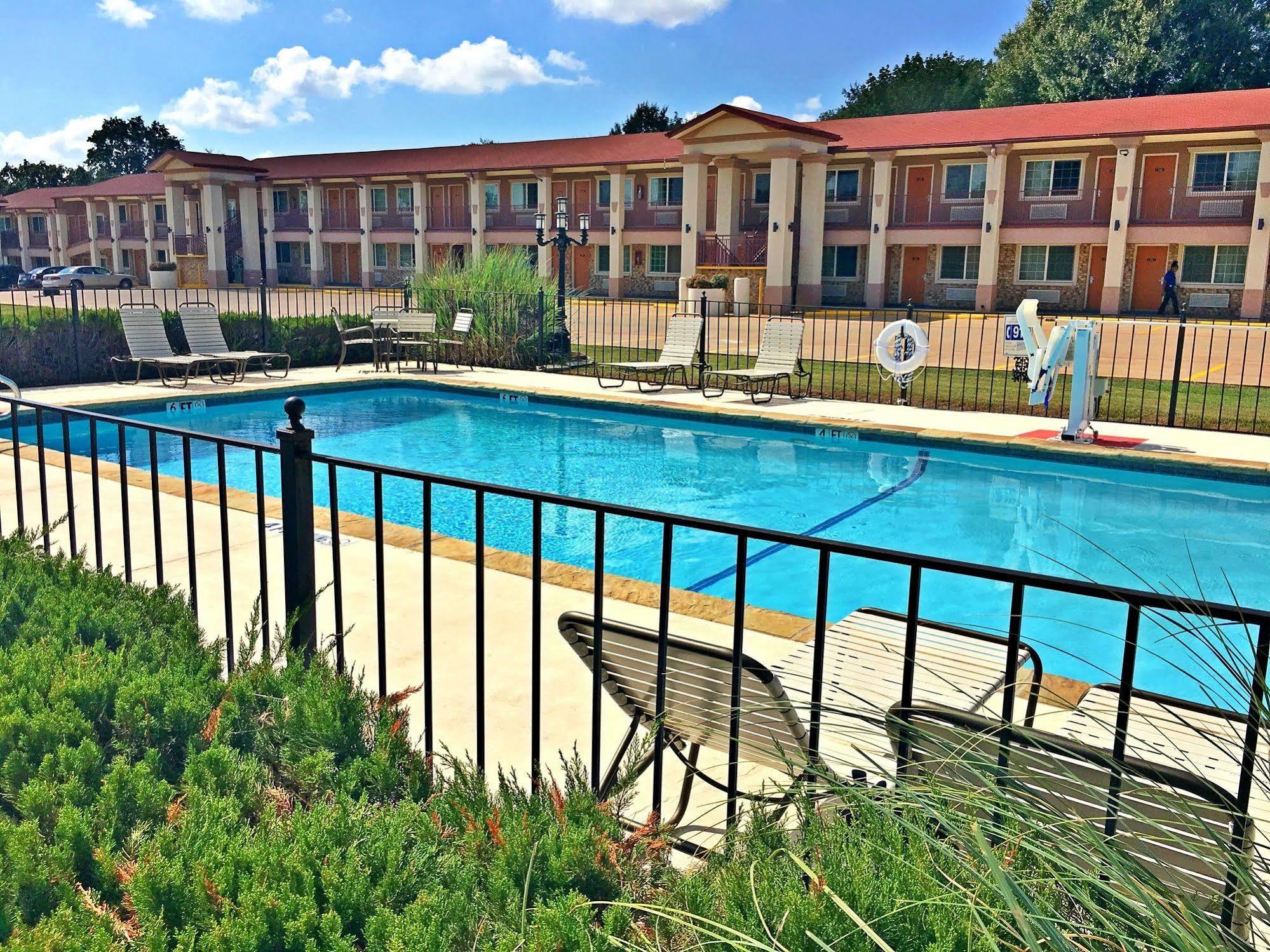 Best Western Palestine Inn Εξωτερικό φωτογραφία