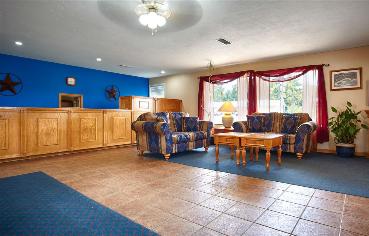 Best Western Palestine Inn Εξωτερικό φωτογραφία